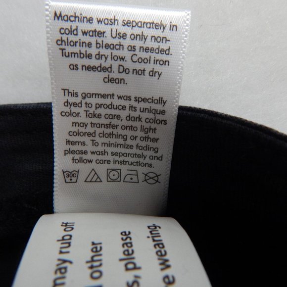 Kendall & Kylie PacSun Womens Embroidered Floral Button Down Mini Skirt Black Si - Picture 9 of 9